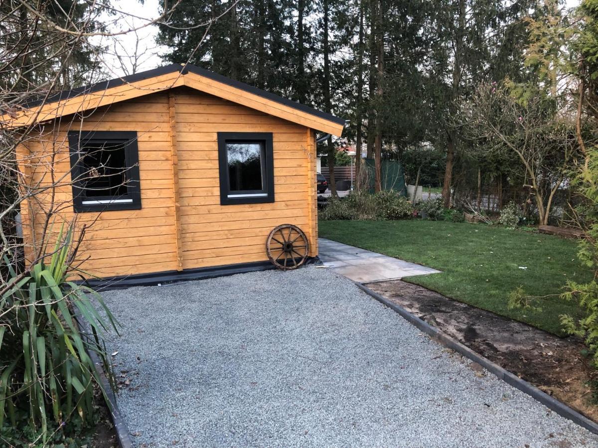 3 Slaapkamer Blokhut Met Opgemaakte Bedden Villa Putten Eksteriør bilde
