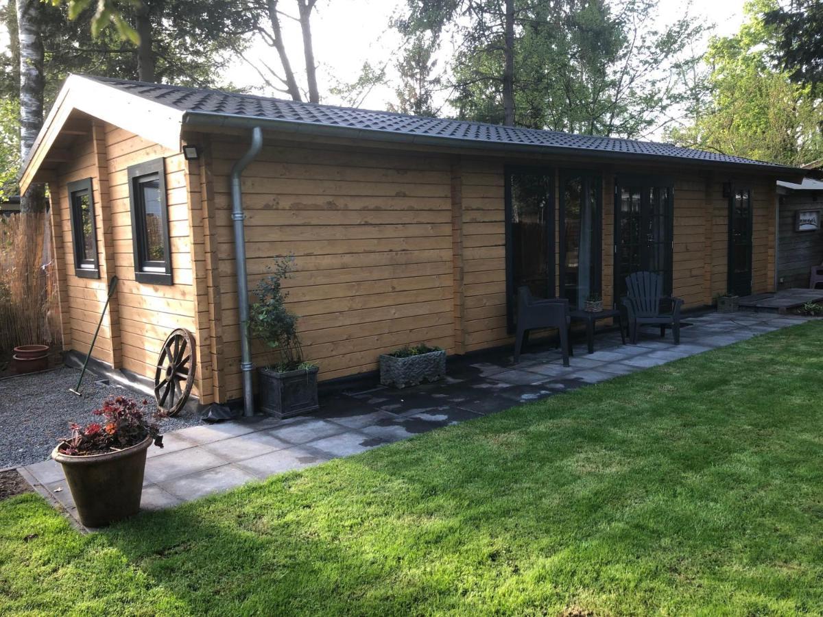 3 Slaapkamer Blokhut Met Opgemaakte Bedden Villa Putten Eksteriør bilde