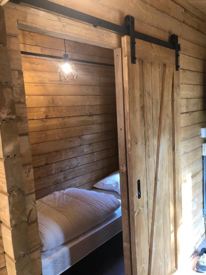 3 Slaapkamer Blokhut Met Opgemaakte Bedden Villa Putten Eksteriør bilde