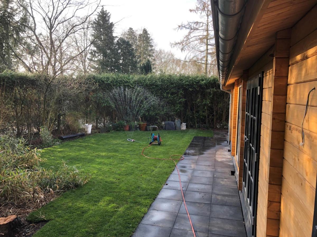 3 Slaapkamer Blokhut Met Opgemaakte Bedden Villa Putten Eksteriør bilde