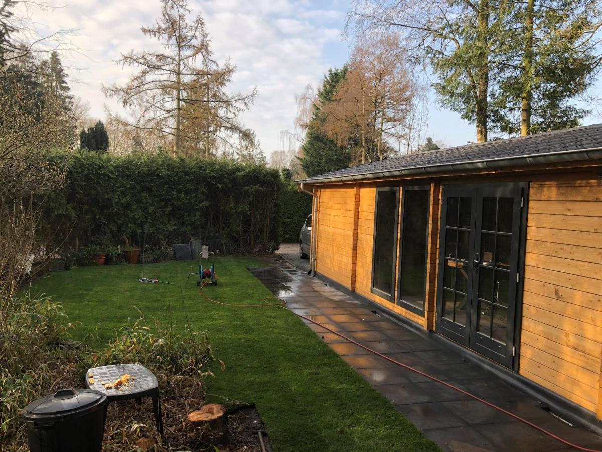 3 Slaapkamer Blokhut Met Opgemaakte Bedden Villa Putten Eksteriør bilde